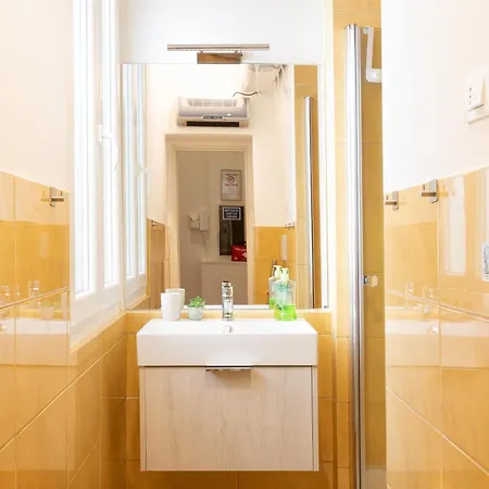 Rifugio Wilde, A Centro Con Parcheggio דירה טריאסטה