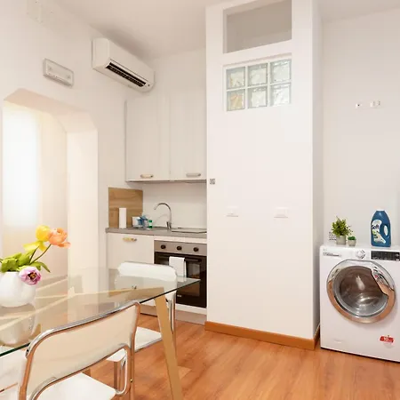 Rifugio Wilde, A Centro Con Parcheggio Lägenhet Trieste